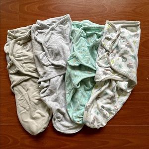 Lot of 4 Swaddle Me swaddles Small/Med size